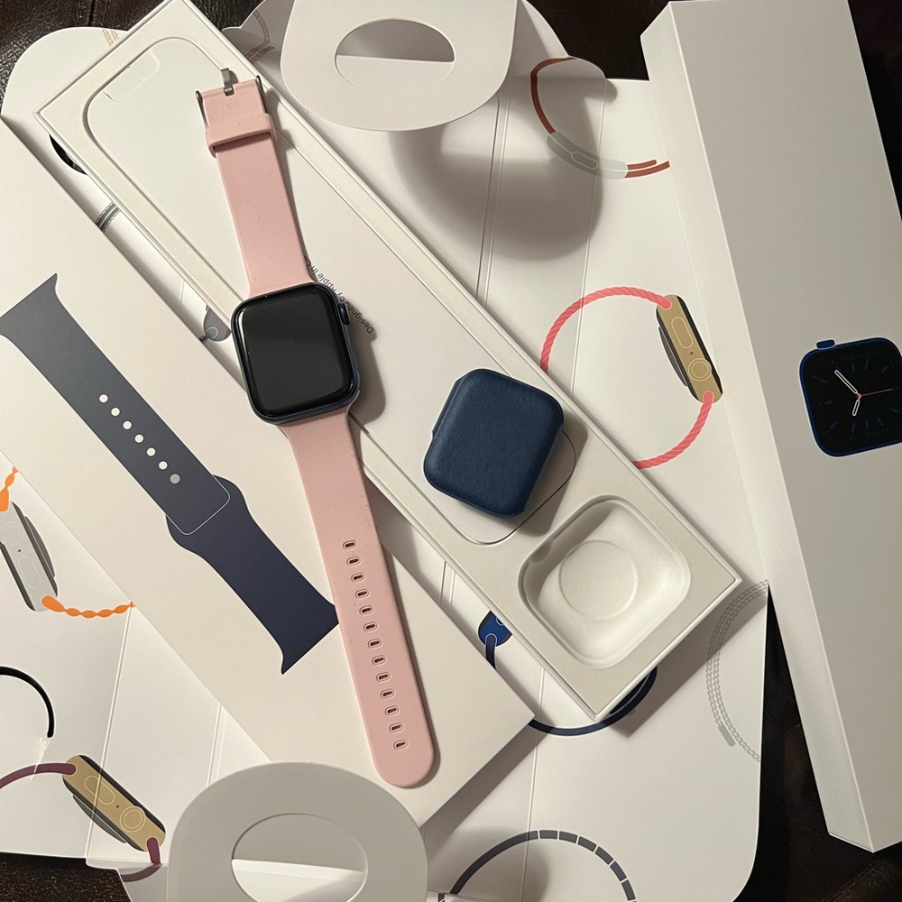 Apple Watch Series 6 44 mm Blue Aluminum Case with GPS/Cellular